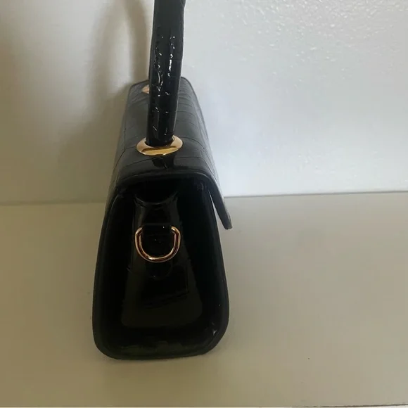 Crocodile-Embossed-Square-Bag-Mini-Flap-Black fun size ! - Picture 6 of 8